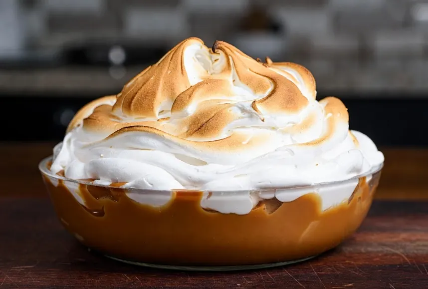 Traditional dessert called Suspiro a la Limeña